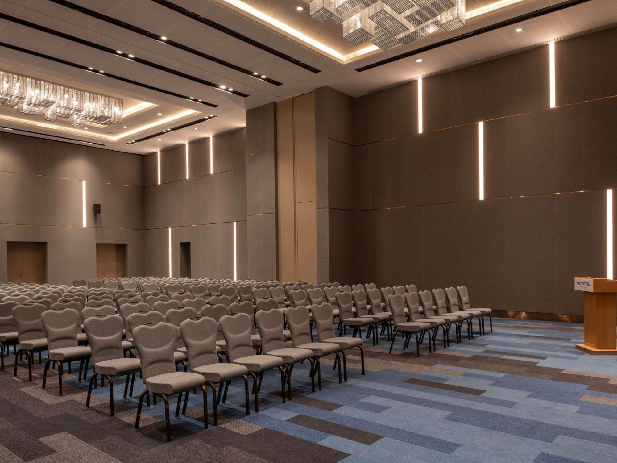 Novotel Riyadh Sahafa エクステリア 写真