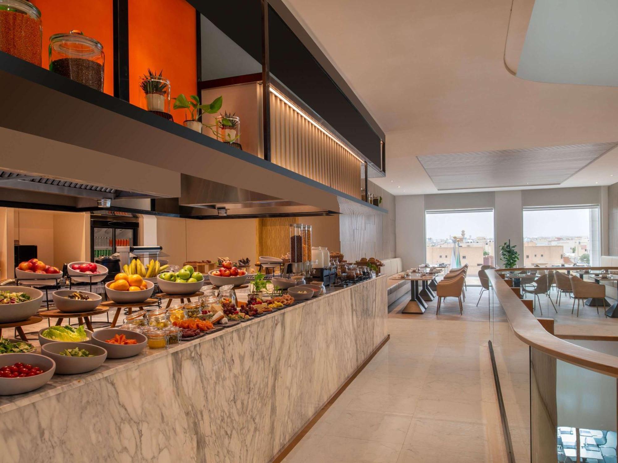 Novotel Riyadh Sahafa エクステリア 写真
