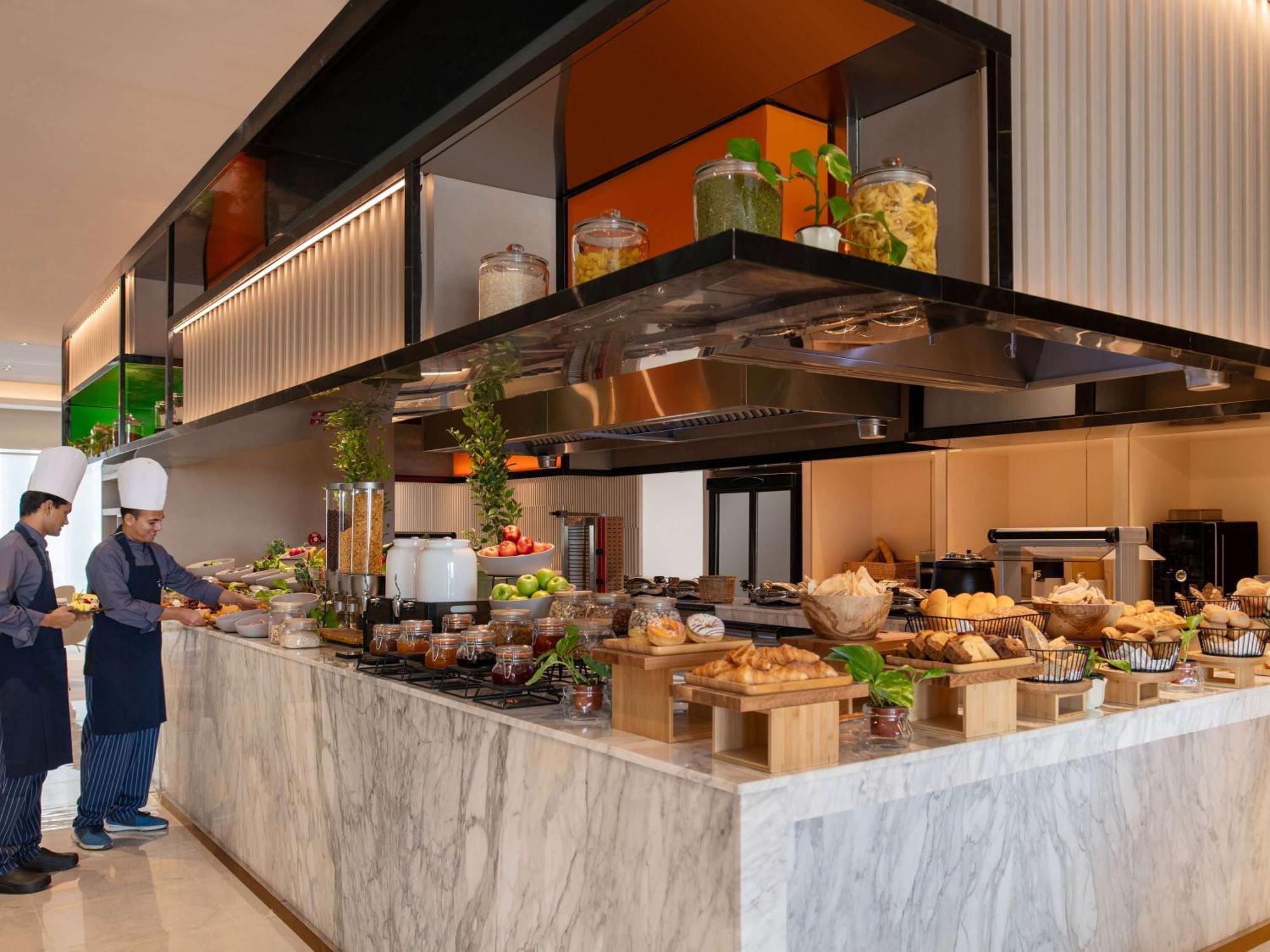 Novotel Riyadh Sahafa エクステリア 写真